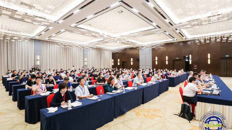 以下是一些在食品级胶粘剂领域具有良好口碑的品牌：